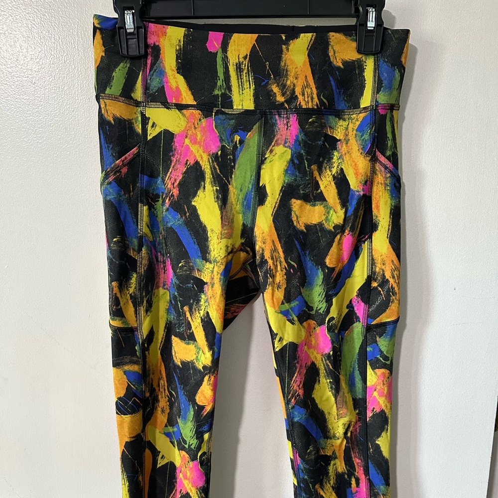 Lululemon Invigorate HR Tights in Black Undertone Multi